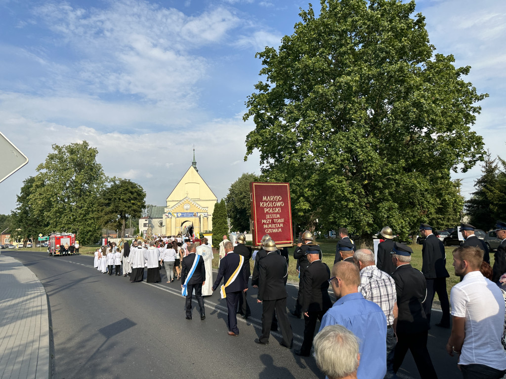 Parafia Św. Jadwigi Śląskiej w Kodrębie