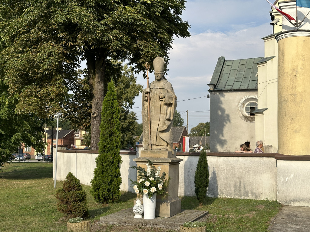 Parafia Św. Jadwigi Śląskiej w Kodrębie