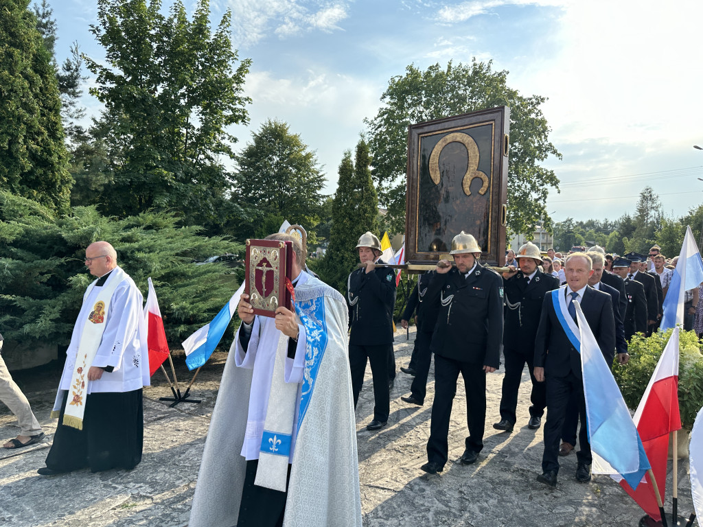 Parafia Św. Jadwigi Śląskiej w Kodrębie