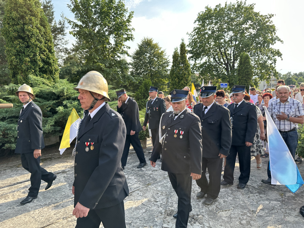 Parafia Św. Jadwigi Śląskiej w Kodrębie