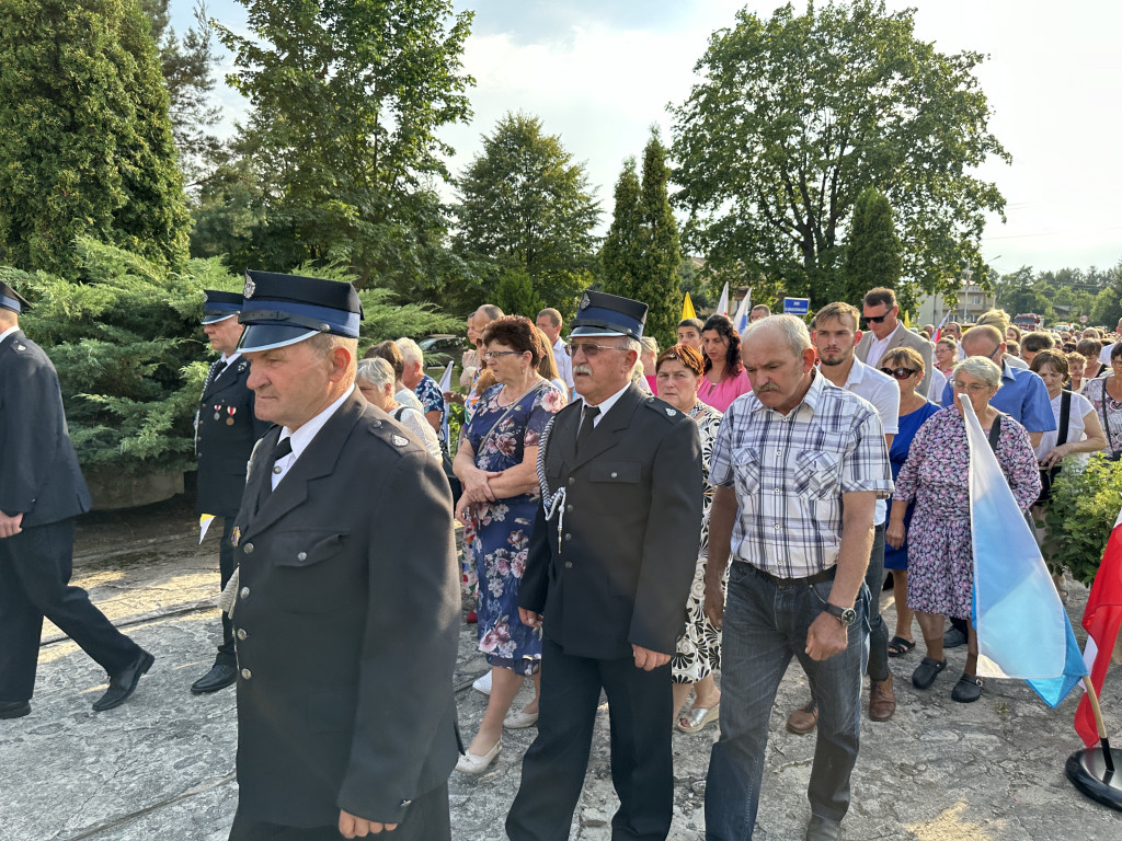 Parafia Św. Jadwigi Śląskiej w Kodrębie