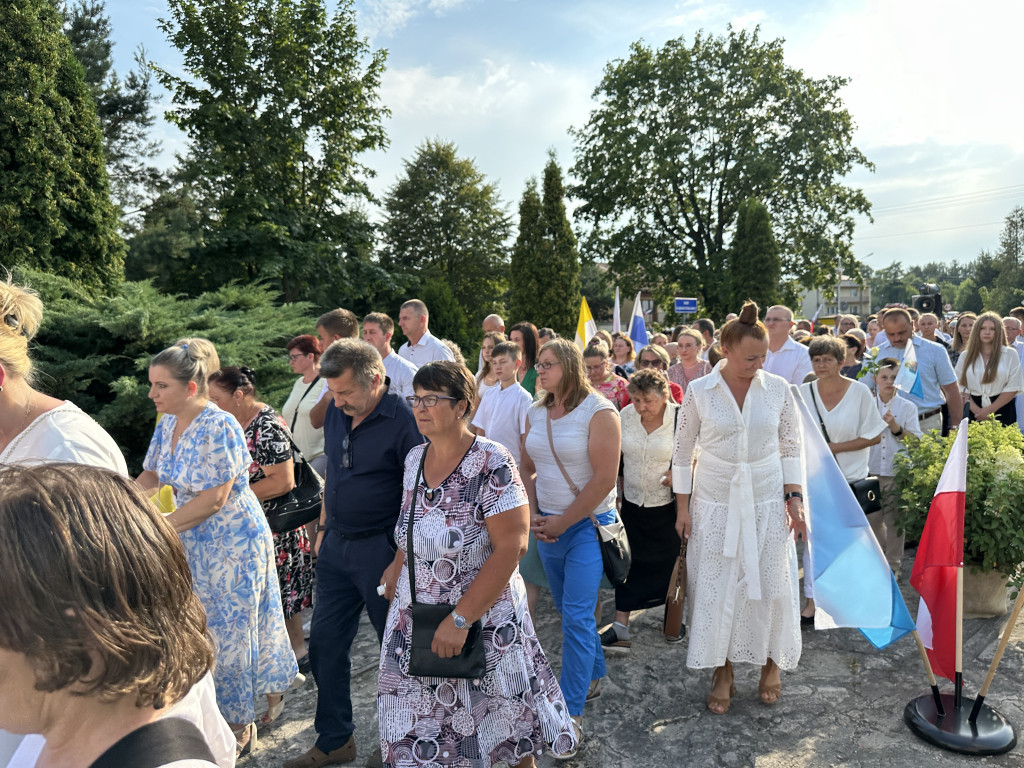 Parafia Św. Jadwigi Śląskiej w Kodrębie