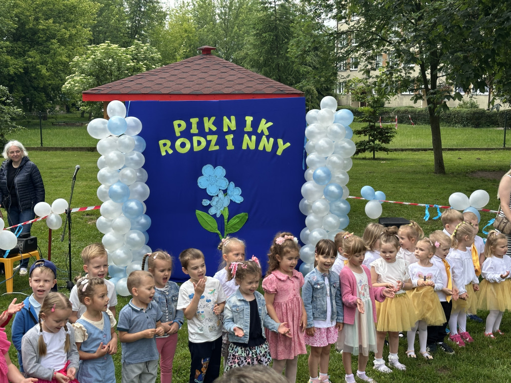 Piknik rodzinny w przedszkolu nr 10 w Radomsku