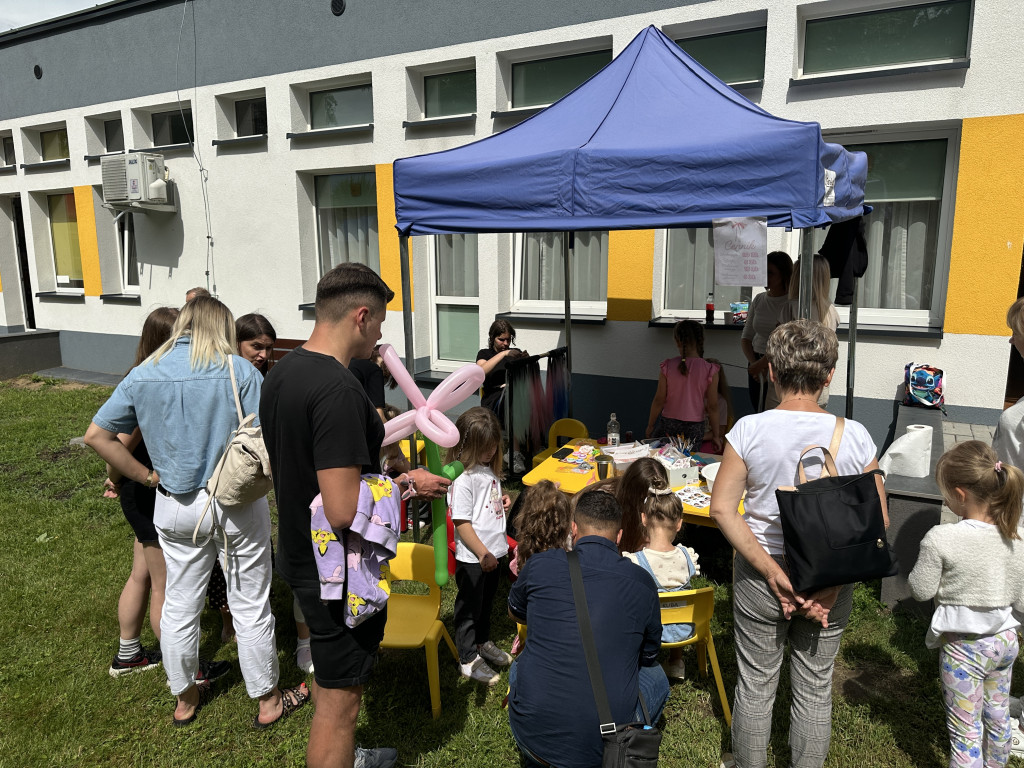 Piknik rodzinny w przedszkolu nr 10 w Radomsku