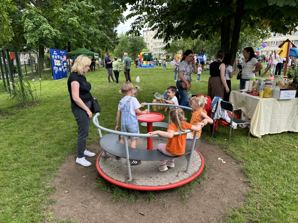 Piknik rodzinny w przedszkolu nr 10 w Radomsku