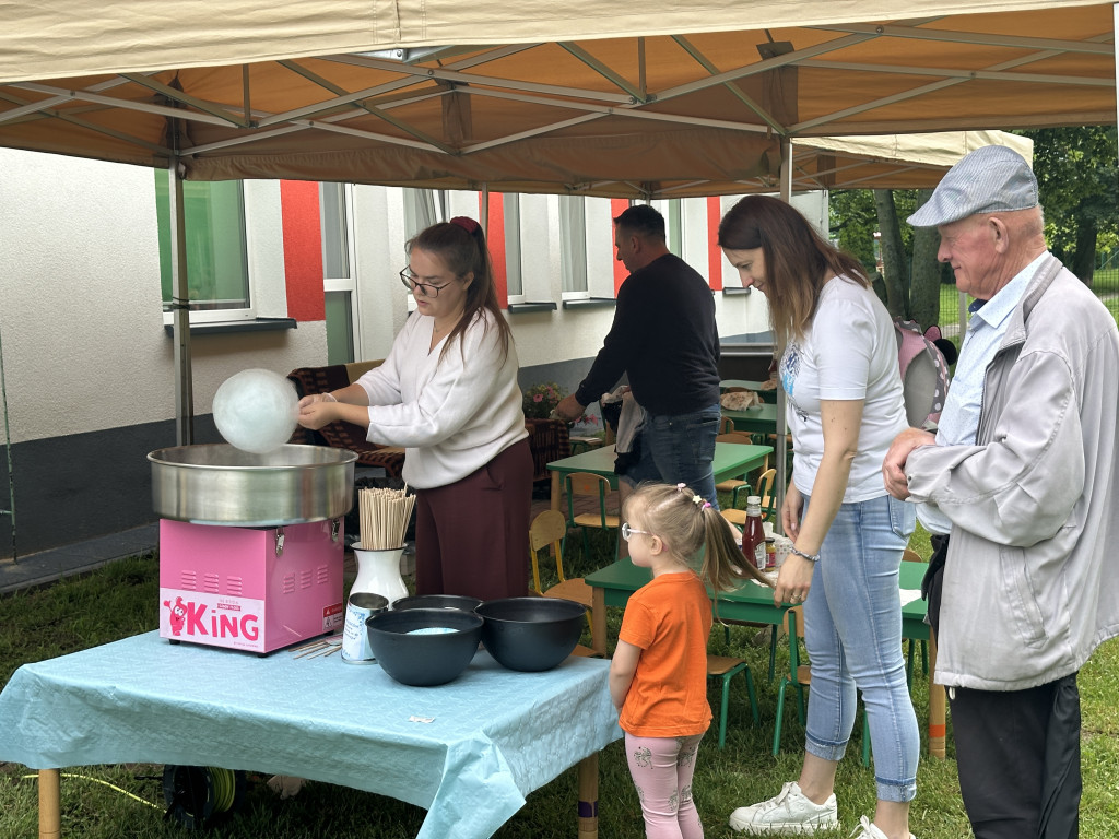 Piknik rodzinny w przedszkolu nr 10 w Radomsku