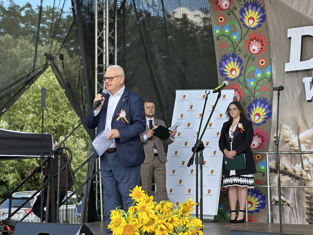 Dożynki w Wielgomłynach 2025 - rolnicy świętowali