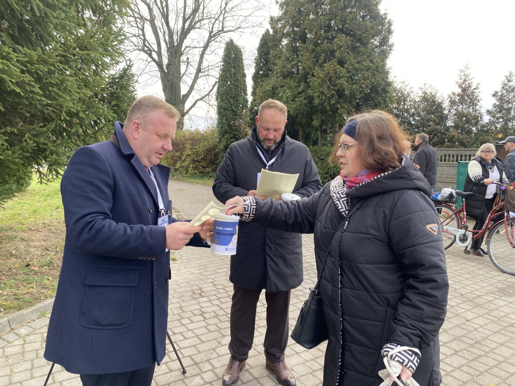 Kwesta na Cmentarzu Starym i Nowym w Radomsku