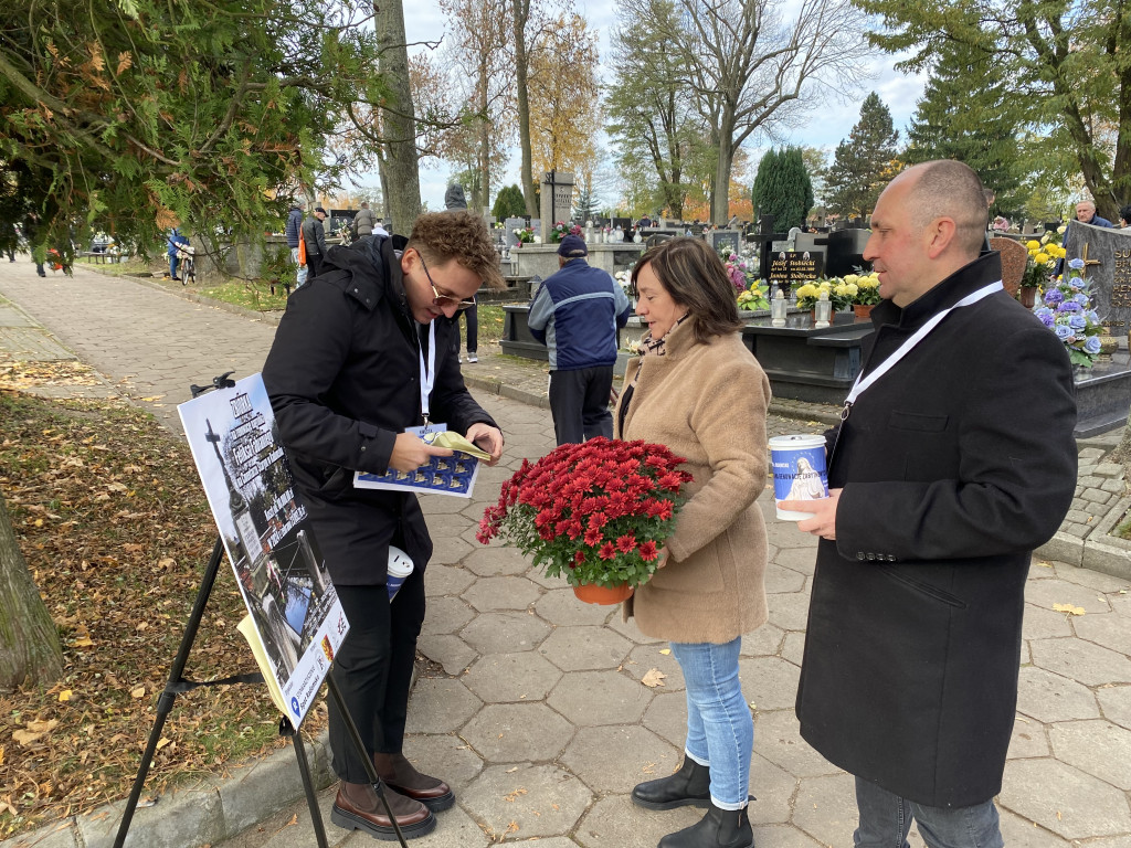 Kwesta na Cmentarzu Starym i Nowym w Radomsku