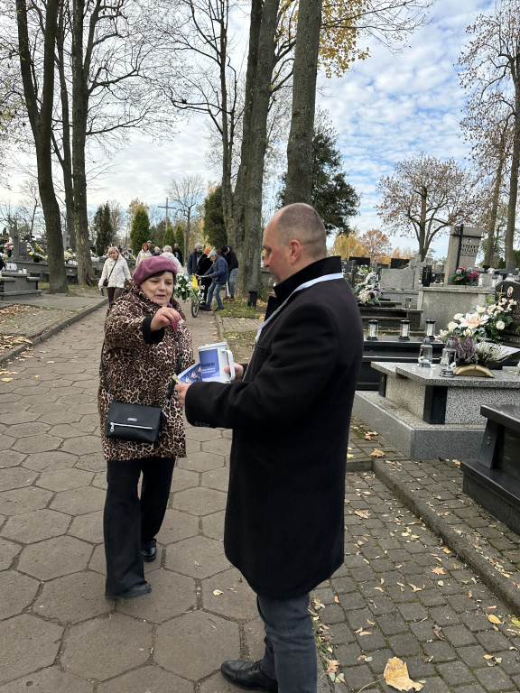 Kwesta na Cmentarzu Starym i Nowym w Radomsku