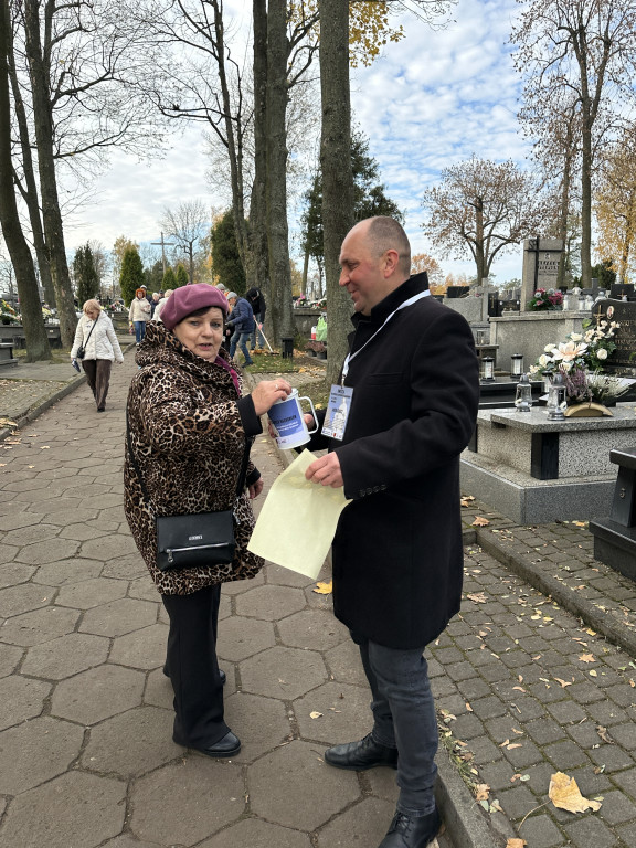 Kwesta na Cmentarzu Starym i Nowym w Radomsku