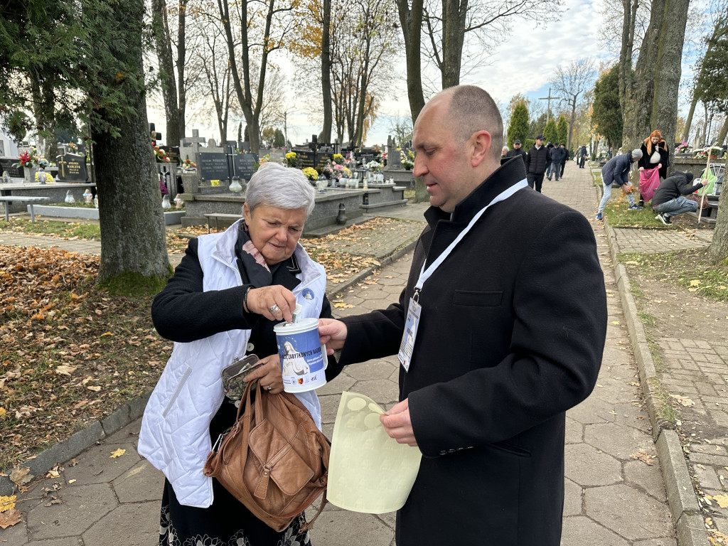 Kwesta na Cmentarzu Starym i Nowym w Radomsku