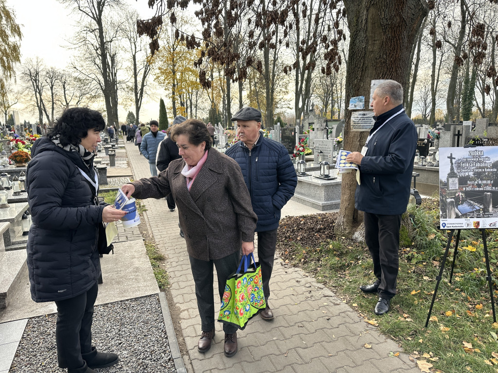 Kwesta na Cmentarzu Starym i Nowym w Radomsku