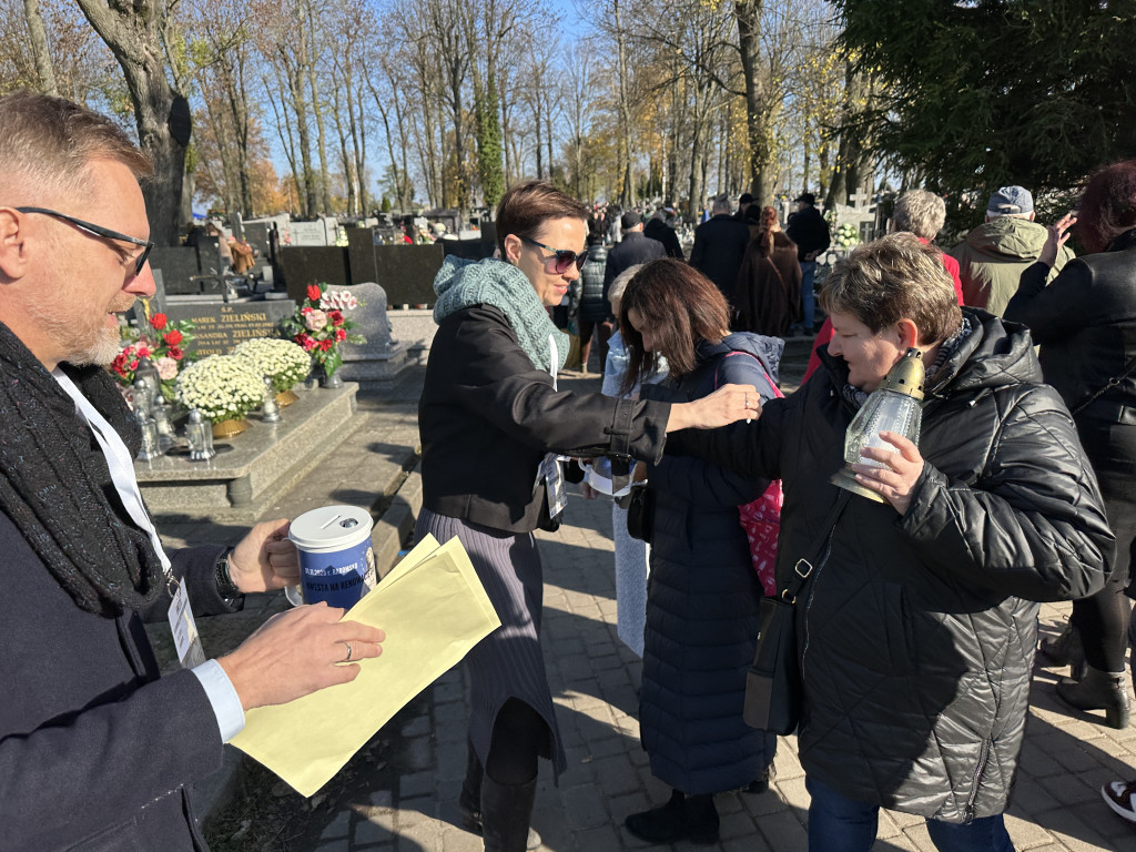 Kwesta na Cmentarzu Starym i Nowym w Radomsku