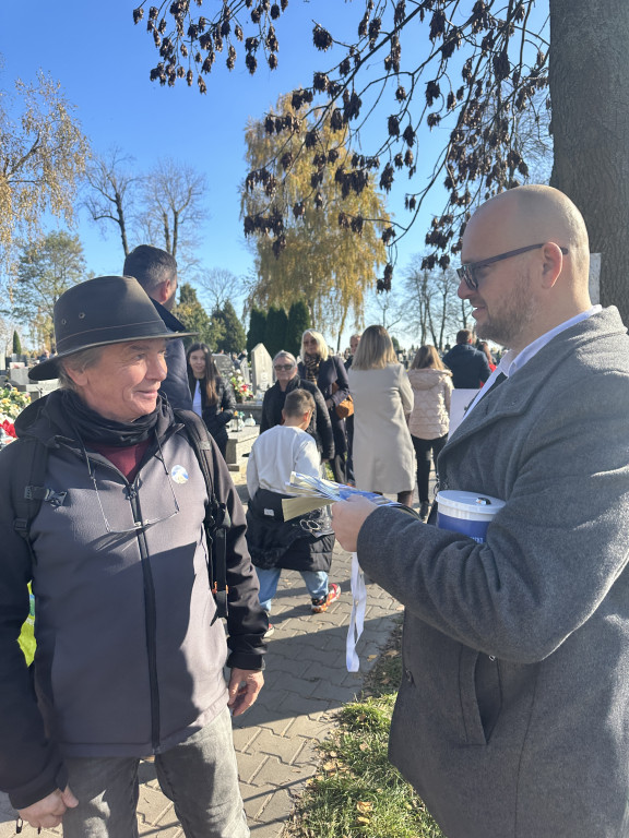 Kwesta na Cmentarzu Starym i Nowym w Radomsku