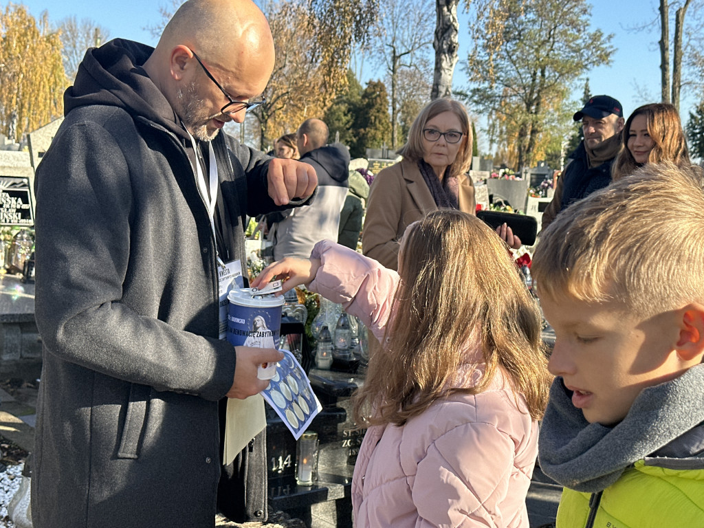 Kwesta na Cmentarzu Starym i Nowym w Radomsku