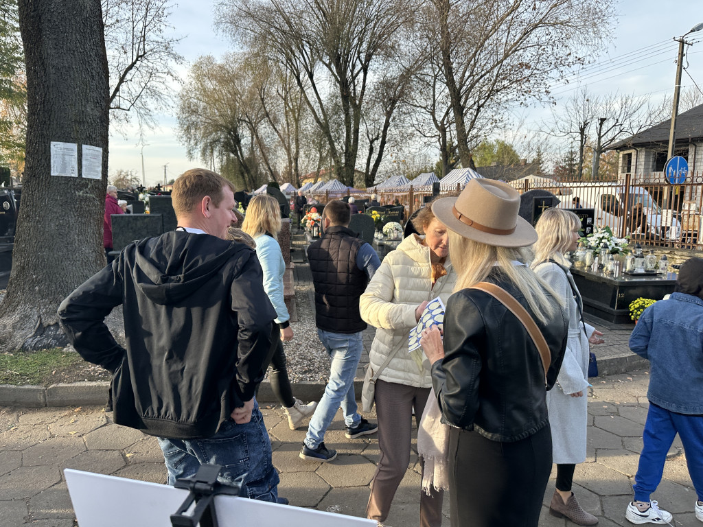 Kwesta na Cmentarzu Starym i Nowym w Radomsku