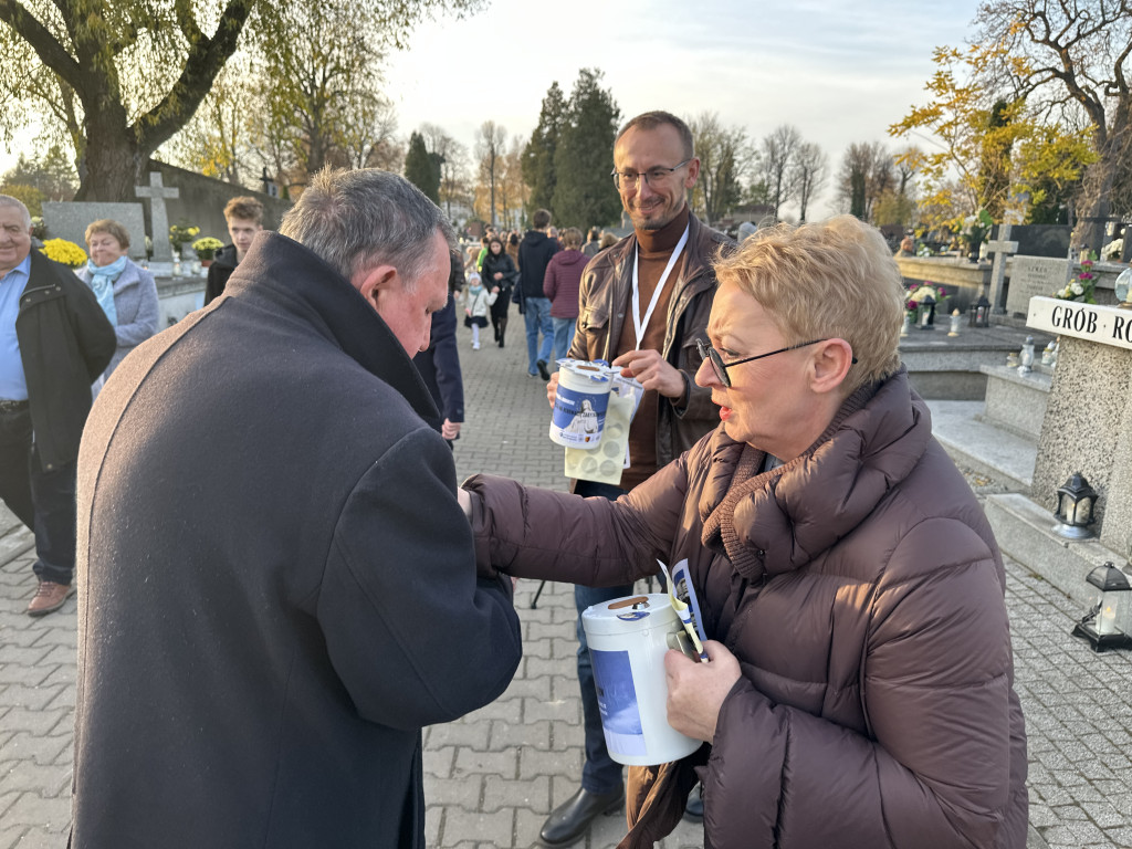 Kwesta na Cmentarzu Starym i Nowym w Radomsku