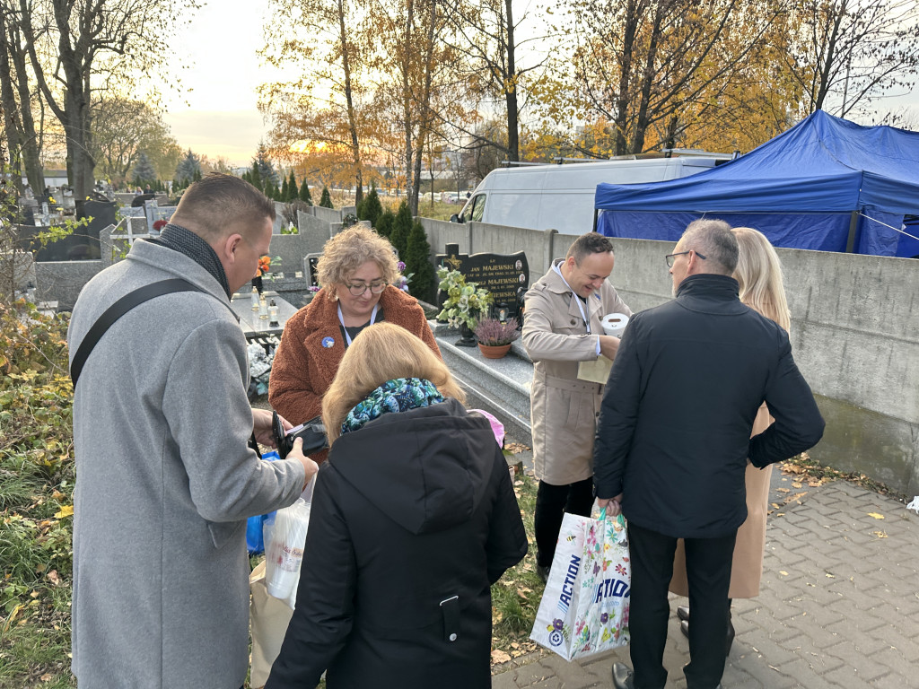 Kwesta na Cmentarzu Starym i Nowym w Radomsku