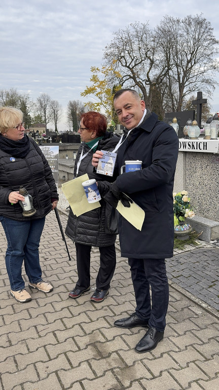 Kwesta na Cmentarzu Starym i Nowym w Radomsku