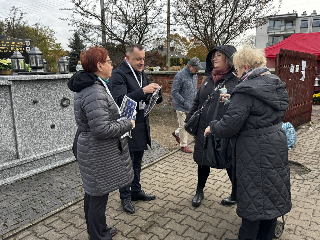 Kwesta na Cmentarzu Starym i Nowym w Radomsku