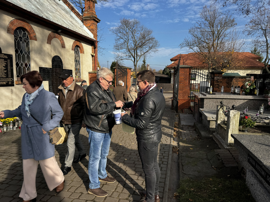 Kwesta na Cmentarzu Starym i Nowym w Radomsku