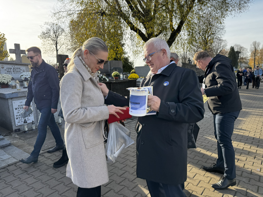 Kwesta na Cmentarzu Starym i Nowym w Radomsku