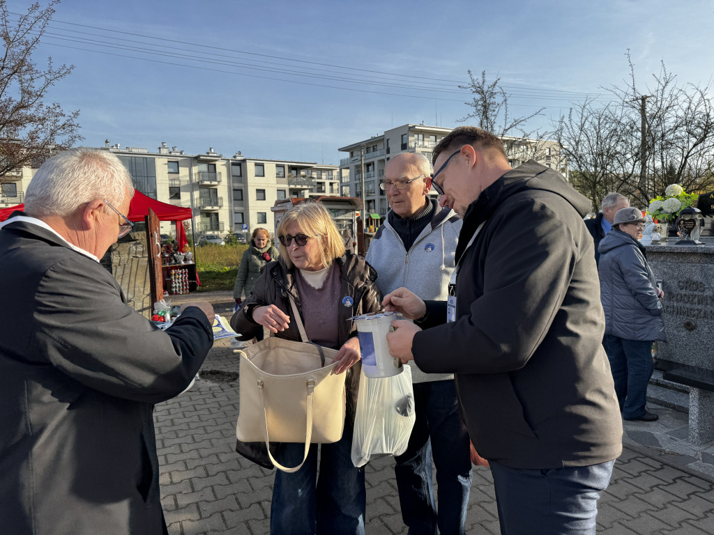 Kwesta na Cmentarzu Starym i Nowym w Radomsku