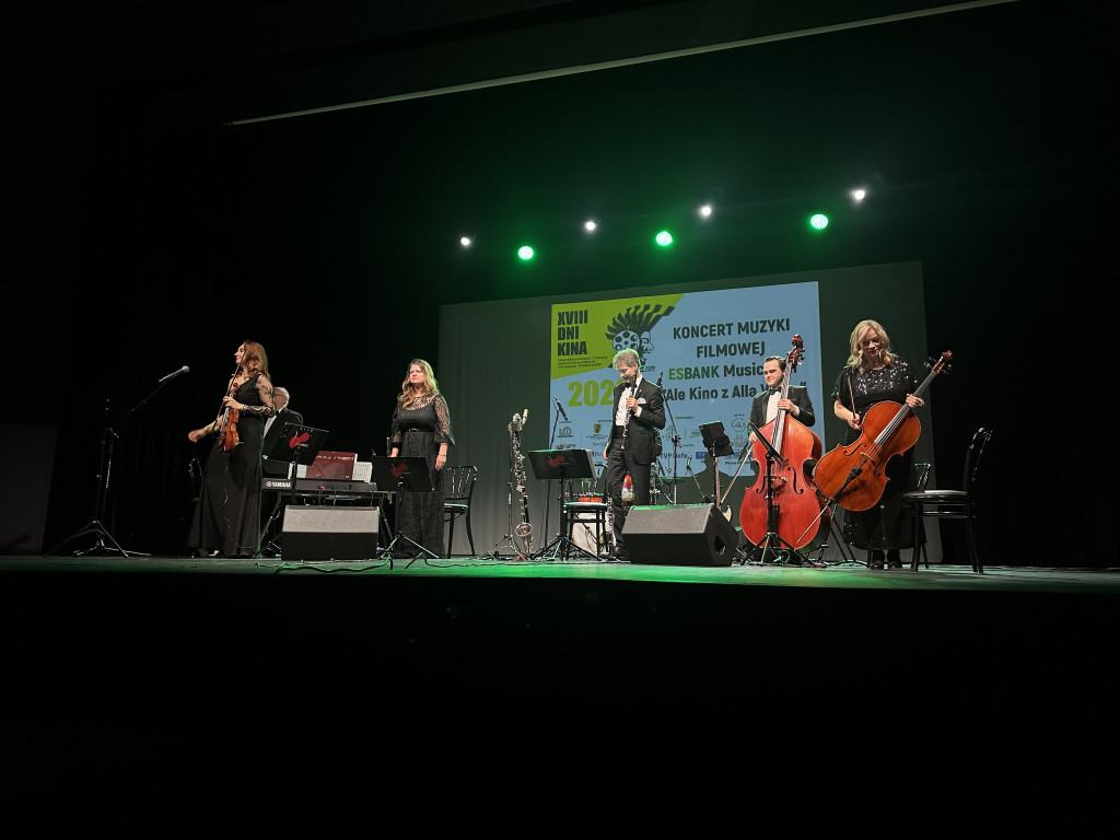 Koncert muzyki filmowej porwał publiczność w MDK