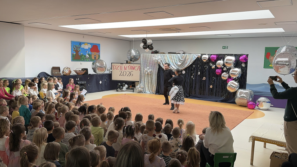 Dzień Tańca w Przedszkolu nr 10 w Radomsku