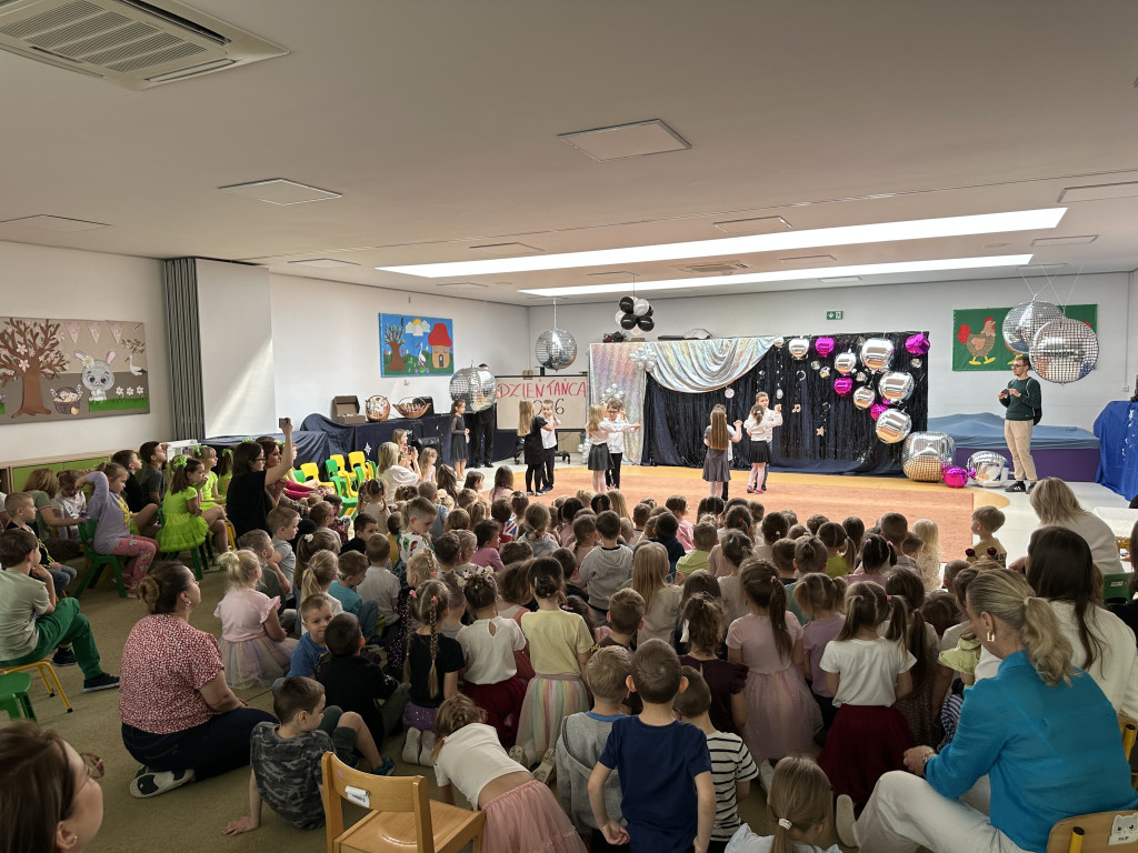 Dzień Tańca w Przedszkolu nr 10 w Radomsku