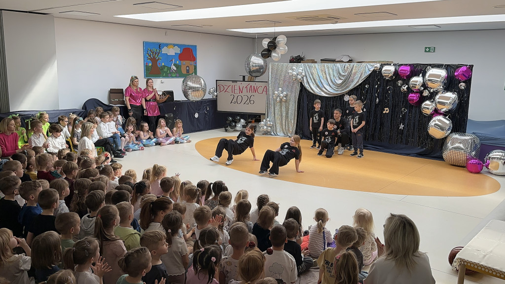 Dzień Tańca w Przedszkolu nr 10 w Radomsku