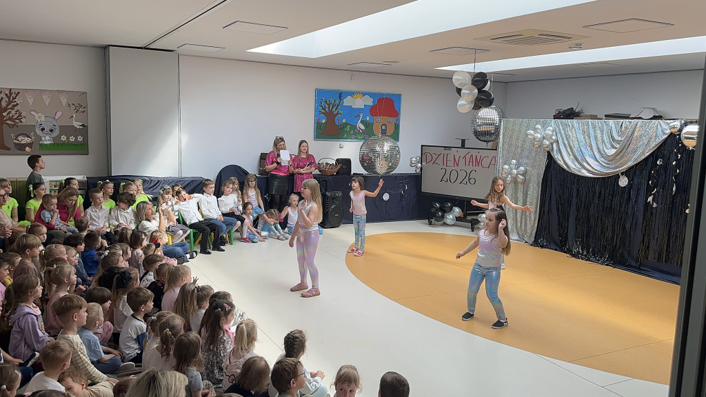 Dzień Tańca w Przedszkolu nr 10 w Radomsku