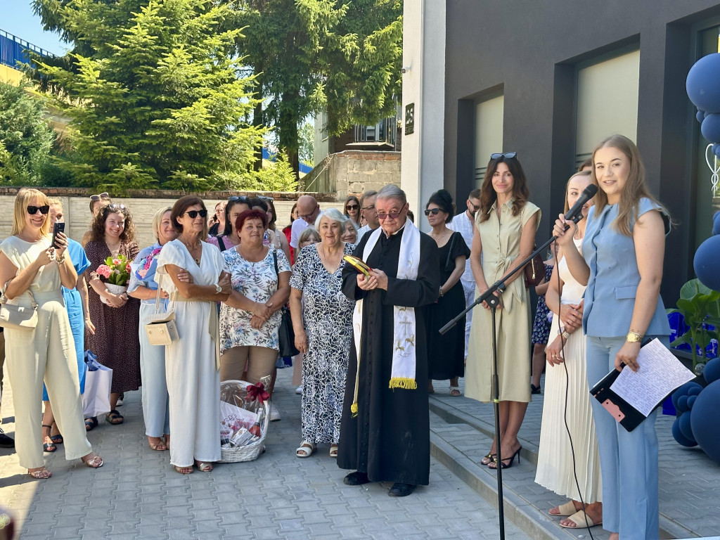 Oficjalne otwarcie przychodni AnnaMed w Radomsku