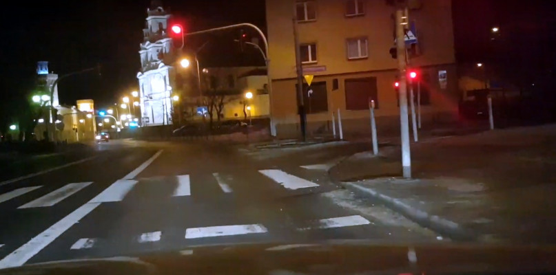 youtube.com Radomsko HYPERLAPSE nocą //spotradomsko.pl