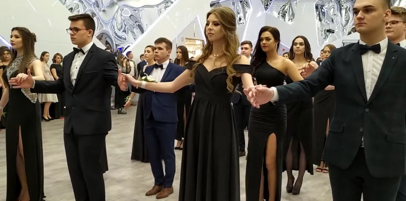 foto: https://www.youtube.com/watch?v=lrbmW0SPsDE