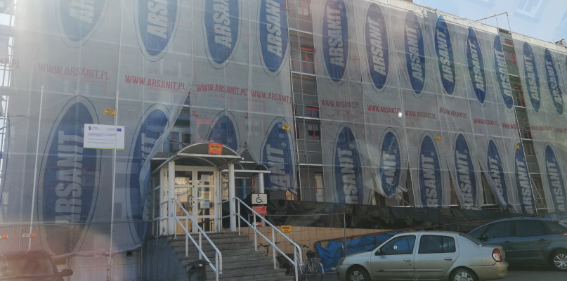 fot: SpotRadomsko.pl  ul. Mickiewicza budynek Urzędu Skarbowego w Radomsku