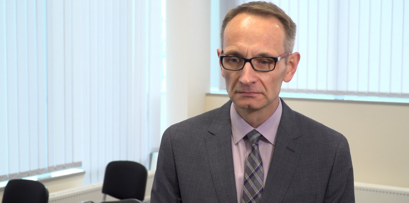 gen. dyw., prof. dr hab. n. med. Grzegorz Gielerak, dyrektor Wojskowego Instytutu Medycznego; dr Artur Bartoszewicz, ekonomista SGH, ekspert Instytutu Jagiellońskiego; dr Katarzyna Obłąkowska, socjolożka, ekspertka Instytutu Jagiellońskiego