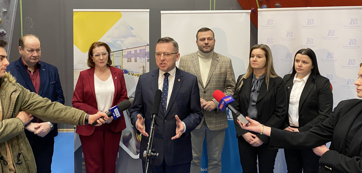 fot: podczas czwartkowego briefingu w Powiatowej Hali Sportowej w Radomsku