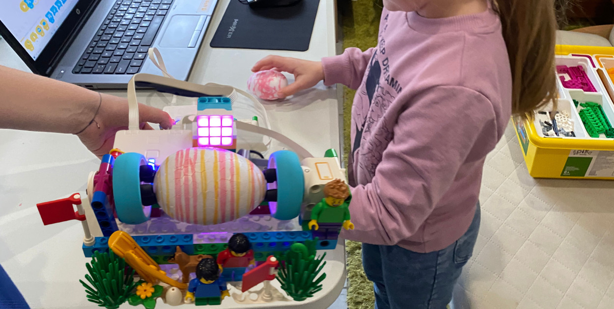 Wielkanocne warsztaty robotyki dla dzieci ze stowarzyszeniem Spot Radomsko