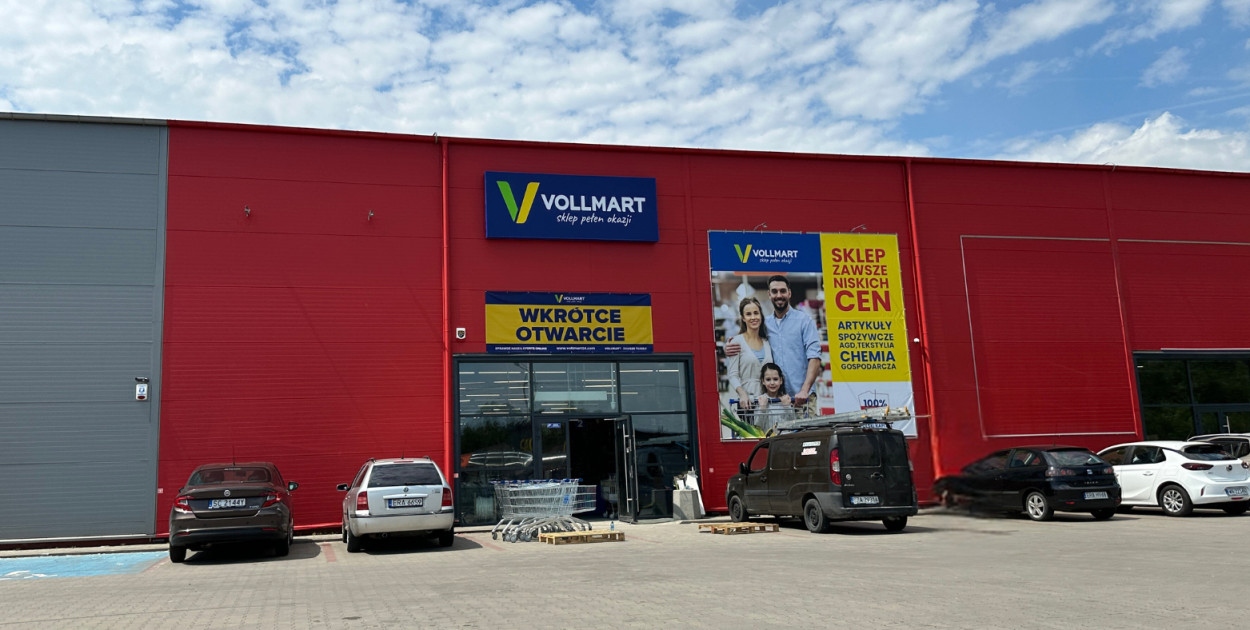 fot: Vollmart przy ulicy Krasickiego w Radomsku