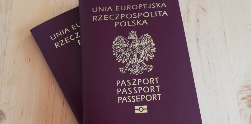 Wniosek o paszport możesz złożyć w Punkcie Obsługi Klienta w Piotrkowie Trybunalskim //spotradomsko.pl