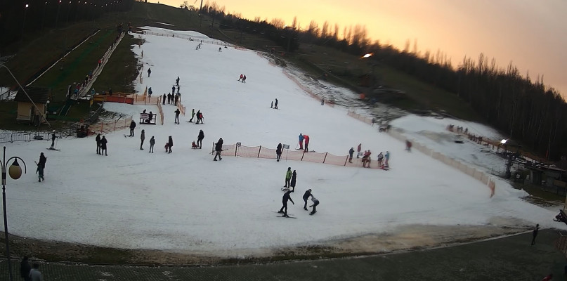 fot: Góra Kamieńsk otwarta w styczniu 2022. Obraz z kamery na żywo 