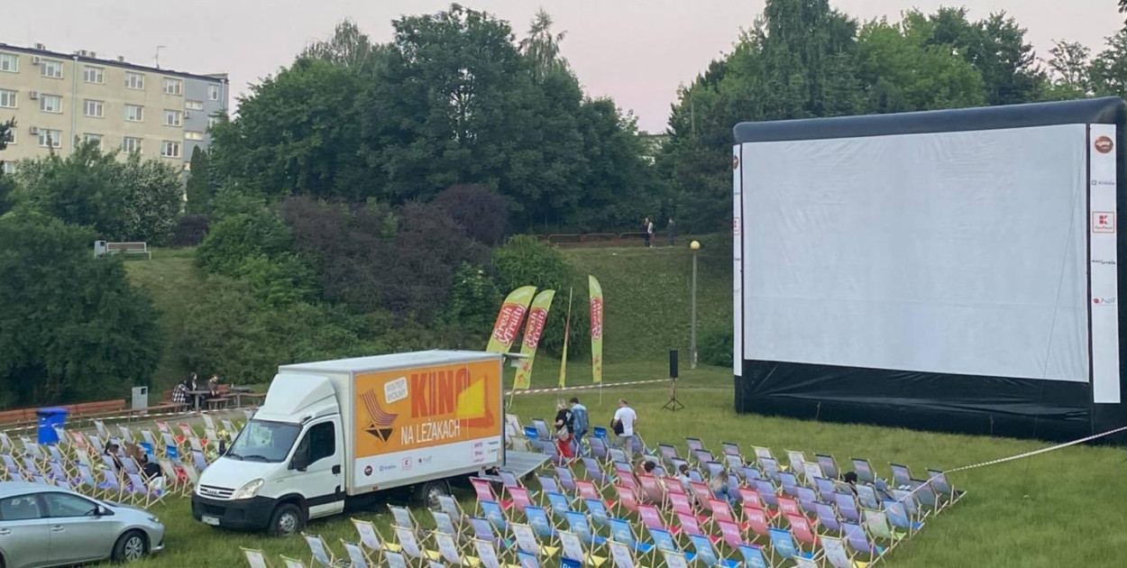 fot: zdjęcie ilustracyjne z archiwum Spotted Radomsko, tak naprawdę kino na leżakach będzie w Parku Świętojańskim 