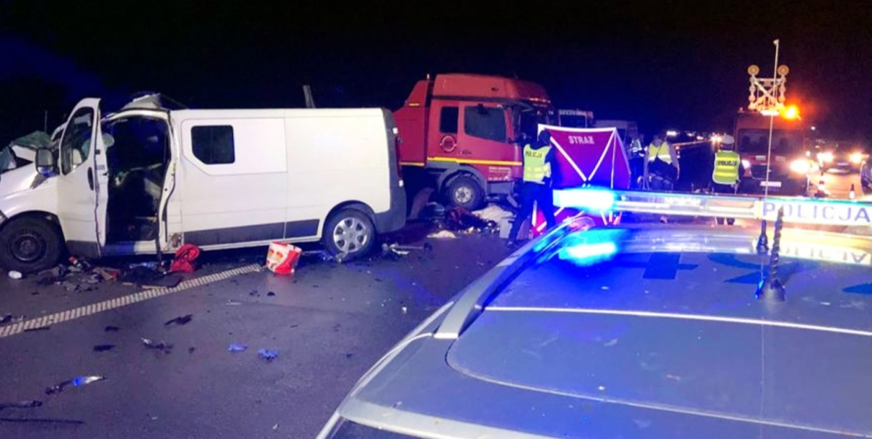 fot: wypadek na autostradzie nr 1 pod Radomskiem