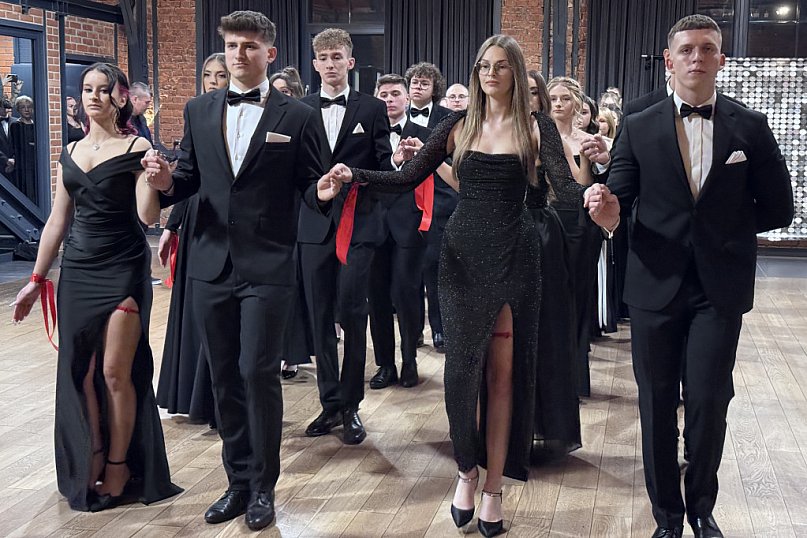 Studniówka 2025 ZSDiOŚ w Radomsku