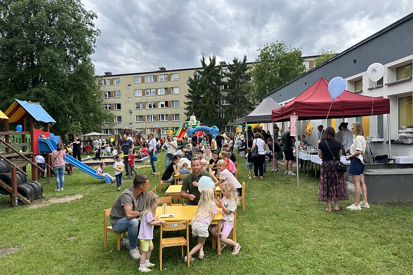 Piknik rodzinny w przedszkolu nr 10 w Radomsku