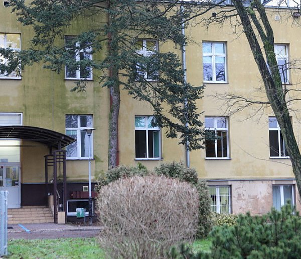 Łódź: pacjent zginął w pożarze, który wybuchł w szpitalu-10537
