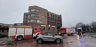 Alarm pożarowy i poranna interwencja na Piastowskiej w Radomsku. Szczegóły zdarzen-20711