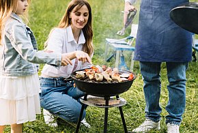 Czy 2 maja to dzień wolny od pracy? Jak działają sklepy i urzędy?-22825
